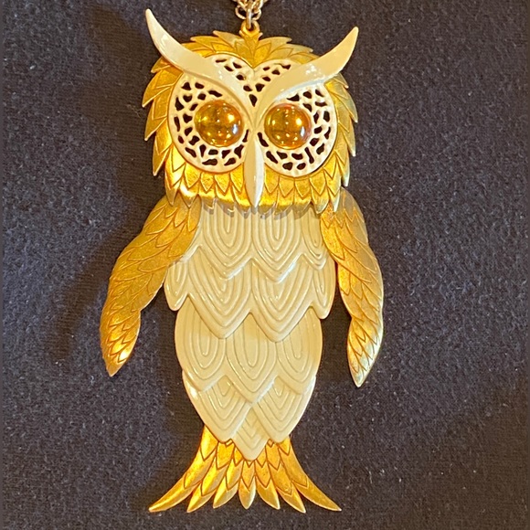 Vintage Owl Necklace With Hinged Parts - Picture 6 of 9